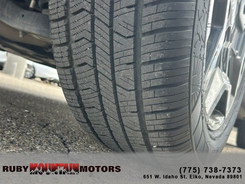 Used 2023 Hyundai Santa Fe Limited AWD/4WD image 29