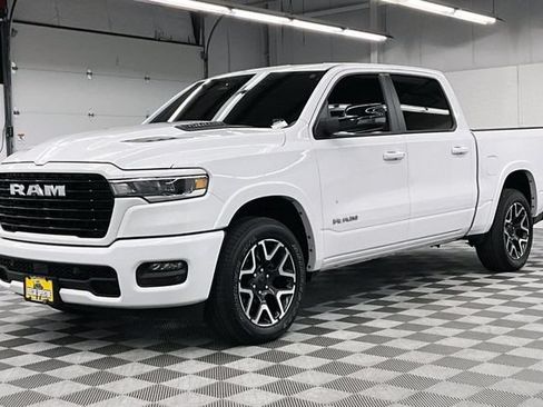 Used 2025 RAM 1500 Laramie w/ Sport Appearance Package AWD/4WD image 12