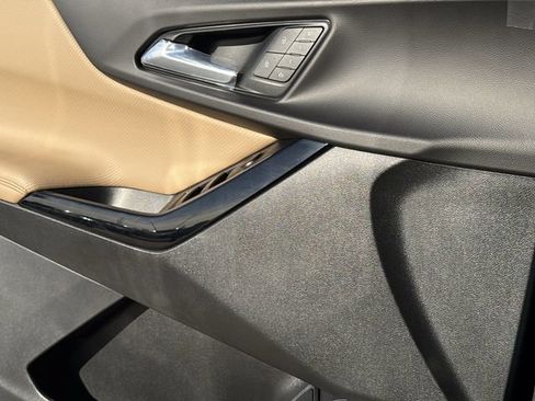 New 2026 Chevrolet Equinox ACTIV w/ Convenience Package III image 23