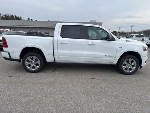 New 2026 RAM 1500 4x4 Crew Cab image 6