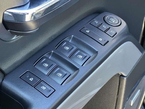 Used 2016 Chevrolet Silverado 1500 LTZ Z71 w/ LTZ Plus Package image 21