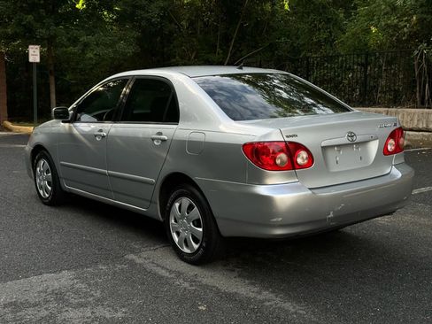 Used 2005 Toyota Corolla LE image 4