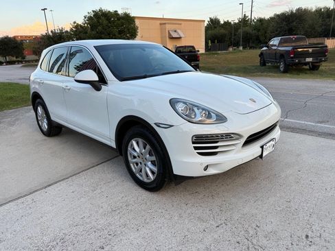 Used 2012 Porsche Cayenne image 5