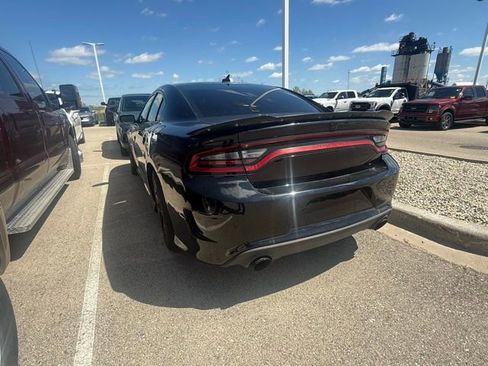Used 2020 Dodge Charger Scat Pack w/ Plus Group RWD image 2