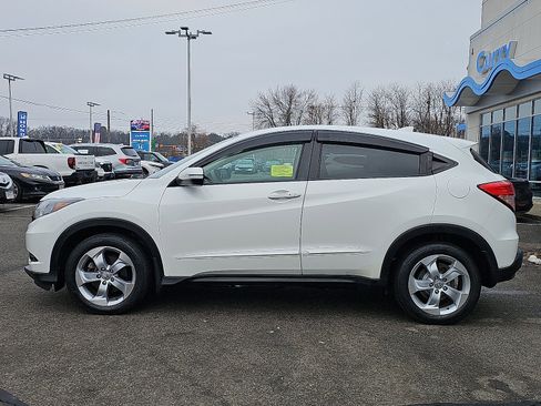 Used 2016 Honda HR-V EX image 7