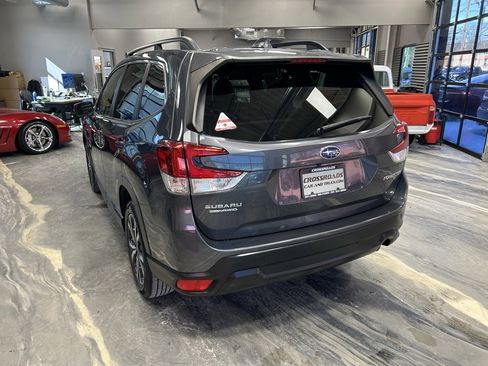 Used 2021 Subaru Forester Limited image 33