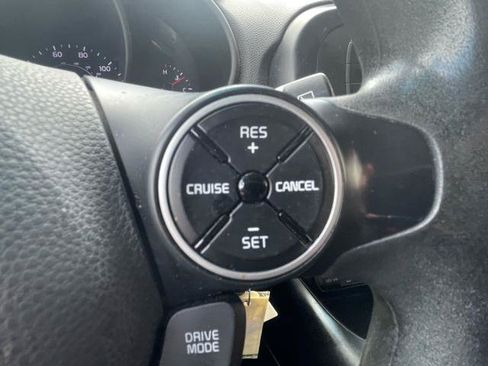 Used 2018 Kia Soul FWD image 16