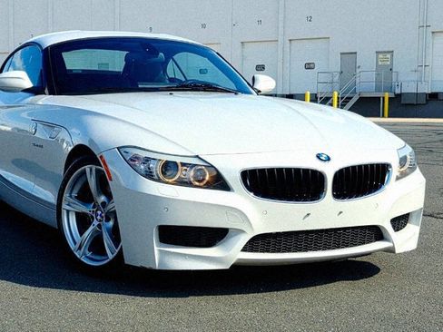 Used 2012 BMW Z4 sDrive28i image 3