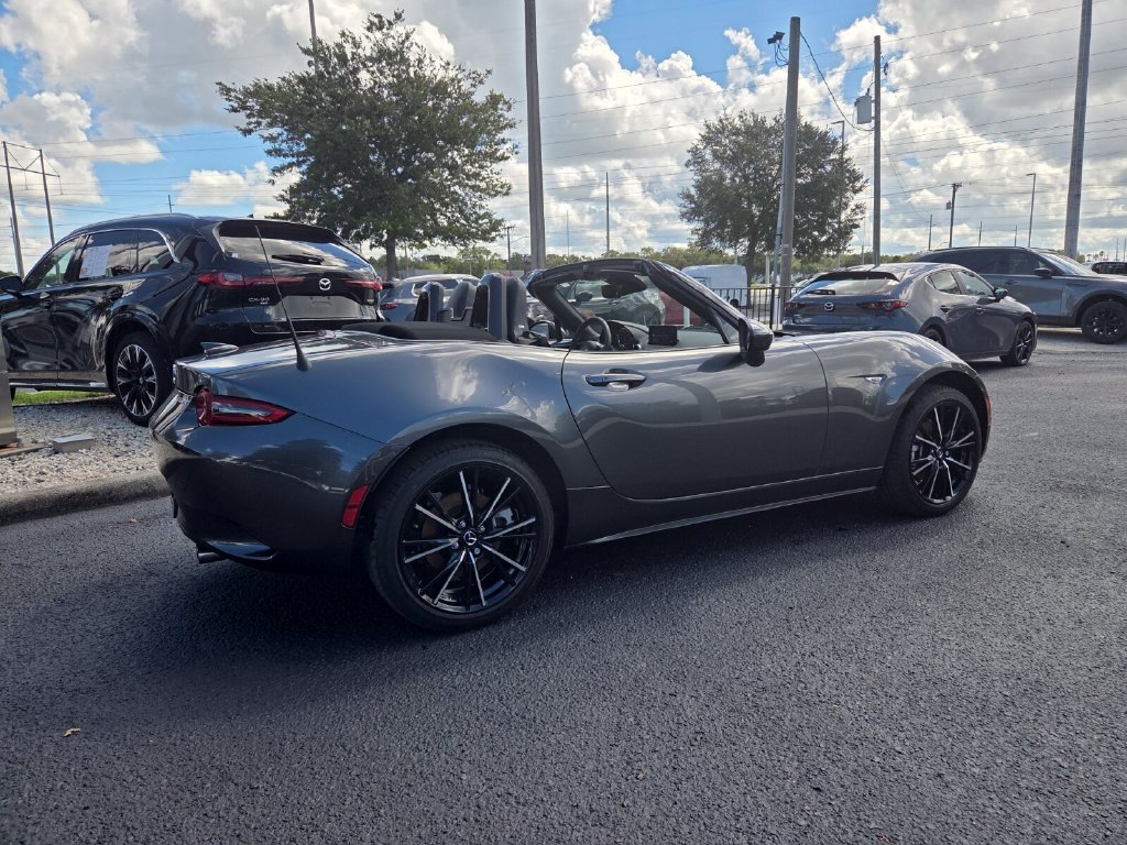 Certified 2025 MAZDA MX-5 Miata Grand Touring RWD image 15