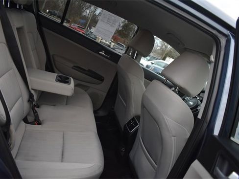 Certified 2020 Kia Sportage LX image 14