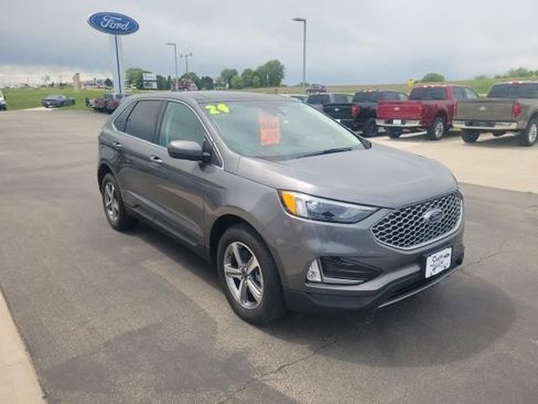 Used 2024 Ford Edge SEL w/ Convenience Package AWD/4WD image 7