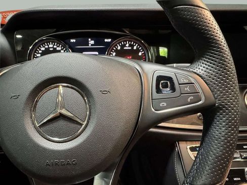 Used 2018 Mercedes-Benz E 300 4MATIC image 14
