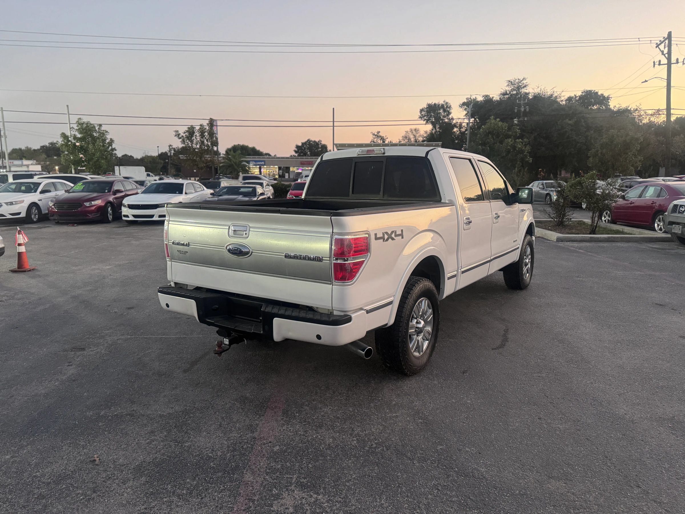 Used 2012 Ford F150 4x4 SuperCrew image 5
