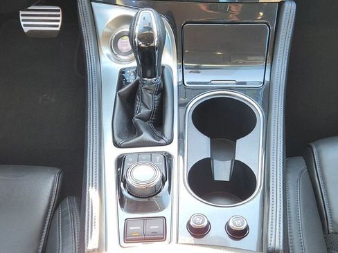 Used 2018 Nissan Maxima SR image 14