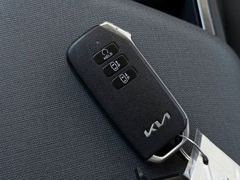 Used 2022 Kia EV6 Wind w/ Wind Technology Package AWD/4WD image 29