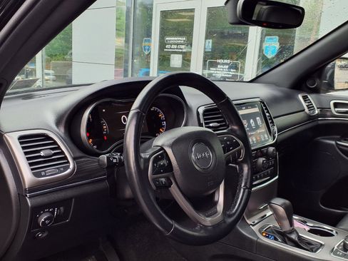 Certified 2022 Jeep Grand Cherokee Limited AWD/4WD image 8