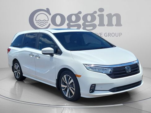 Used 2021 Honda Odyssey Touring image 7
