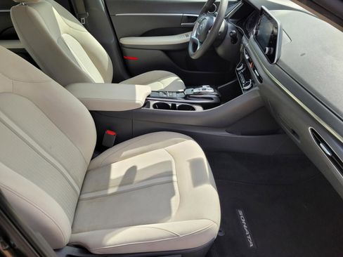 Used 2022 Hyundai Sonata SEL FWD image 10