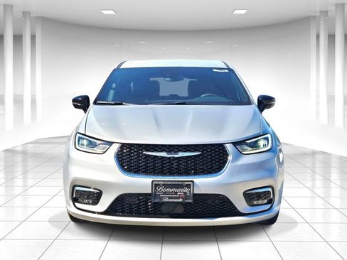 New 2026 Chrysler Pacifica Select FWD image 8