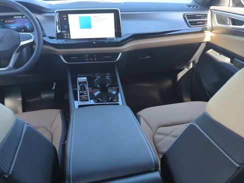 New 2026 Volkswagen Atlas Cross Sport SE image 19