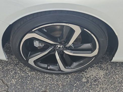 Used 2022 Honda Accord Sport image 10