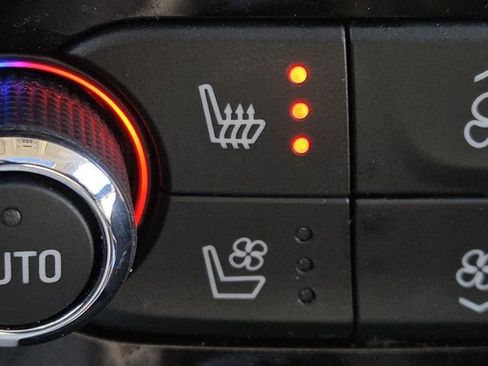 Used 2022 Buick Enclave Premium w/ Experience Buick Package image 8