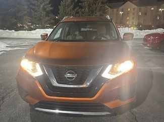 Used 2017 Nissan Rogue SV w/ SV Premium Package video 1