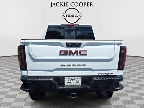 Used 2026 GMC Sierra 2500 AT4X AWD/4WD image 6