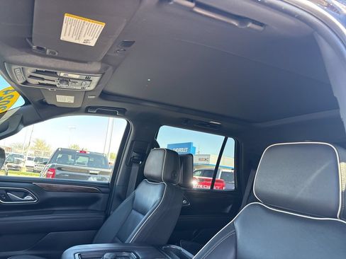 Used 2024 Chevrolet Tahoe Premier w/ Premium Package AWD/4WD image 31