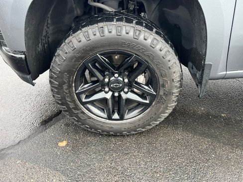 Used 2020 Chevrolet Silverado 1500 LT Trail Boss image 14