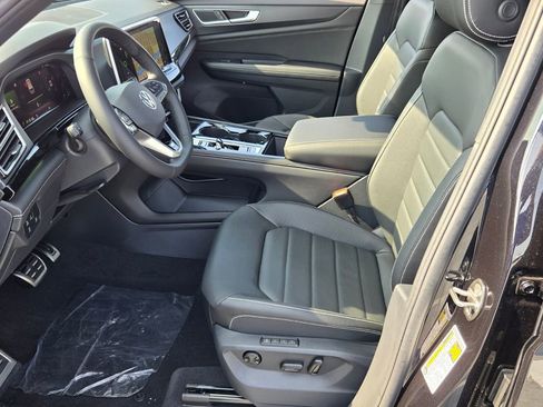 New 2026 Volkswagen Atlas Cross Sport SEL R-Line AWD/4WD image 5