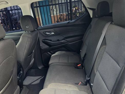 Used 2020 Chevrolet Traverse LS image 8