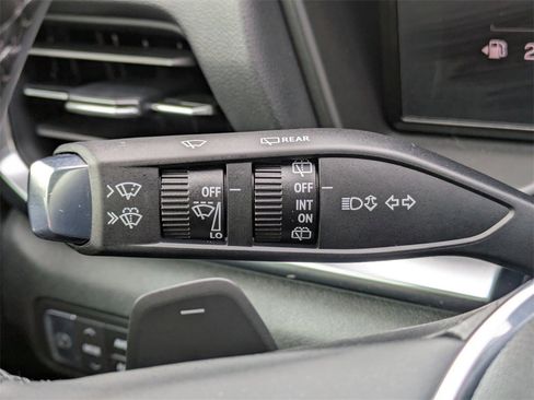 Used 2026 GMC Terrain Denali image 37