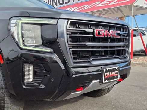 Used 2022 GMC Yukon AT4 AWD/4WD image 2