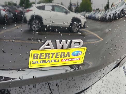 Used 2025 Nissan Rogue SV AWD/4WD image 30