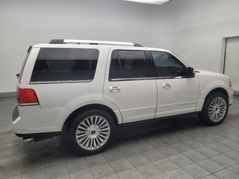 Used 2017 Lincoln Navigator Reserve image 10