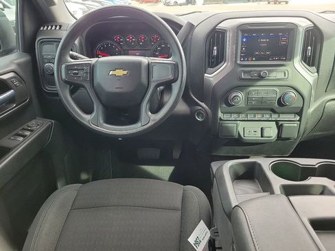 Used 2022 Chevrolet Silverado 1500 Custom image 9
