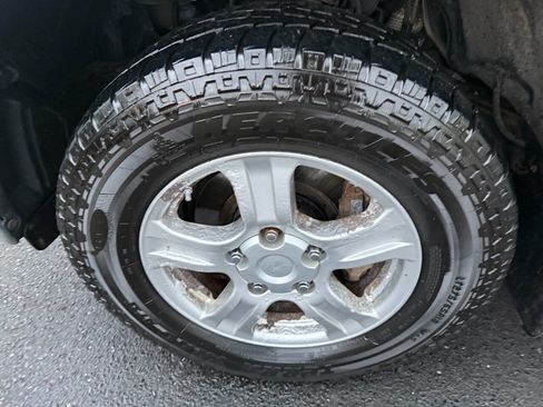 Used 2008 Toyota Tundra SR5 image 9