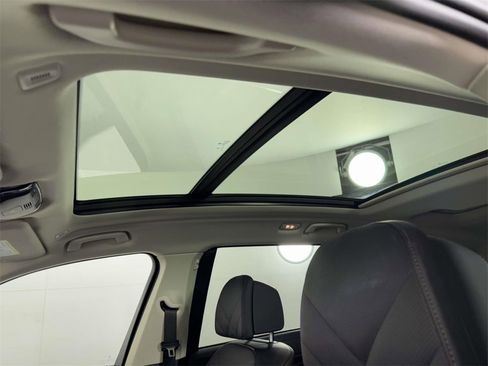 Used 2024 BMW X7 xDrive40i w/ Premium Package image 32