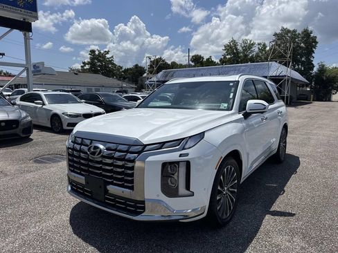 Used 2024 Hyundai Palisade Calligraphy AWD/4WD image 3