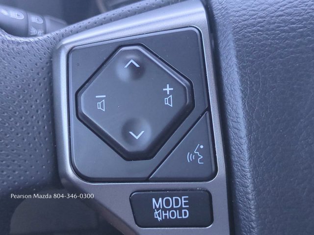 Used 2022 Toyota Tacoma SR5 w/ Technology Package RWD image 24