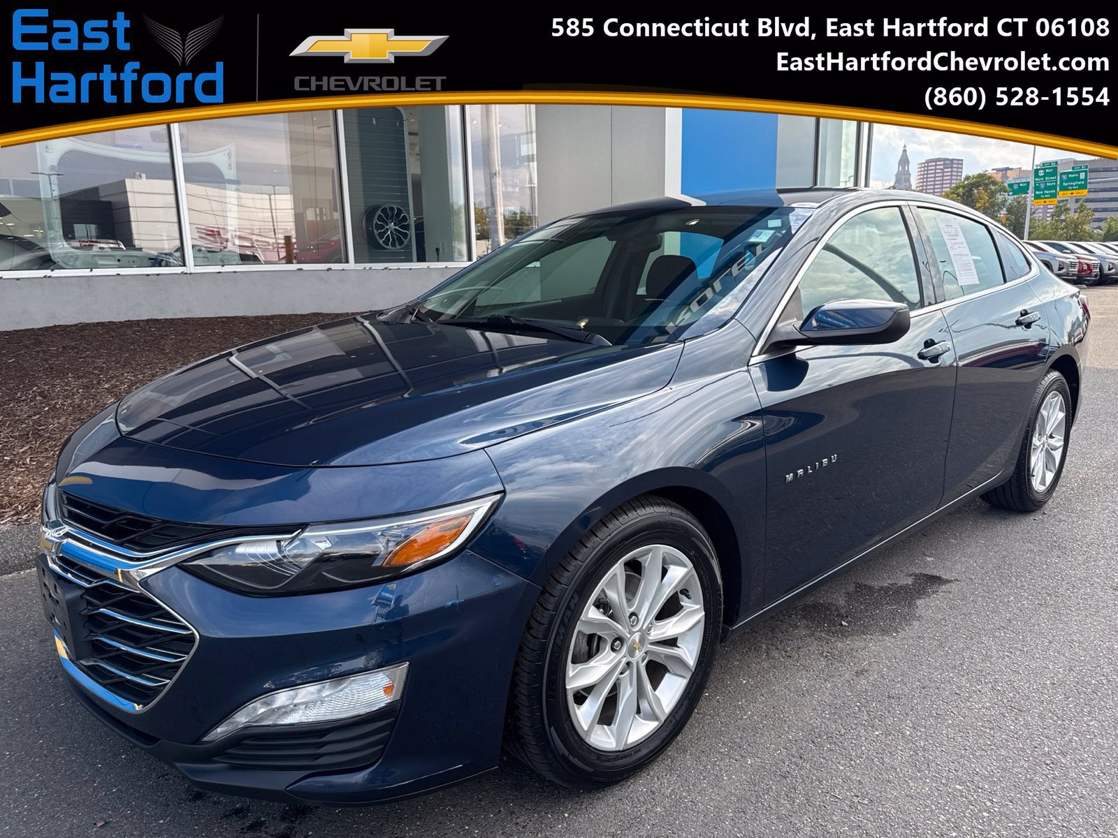 Used 2020 Chevrolet Malibu LT FWD image 1