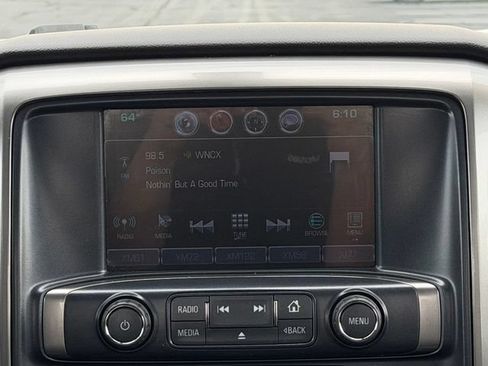 Used 2018 Chevrolet Silverado 1500 LT w/ All Star Edition AWD/4WD image 22