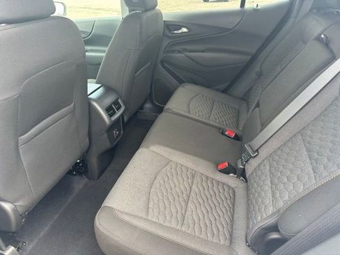 Used 2021 Chevrolet Equinox LT AWD/4WD image 19