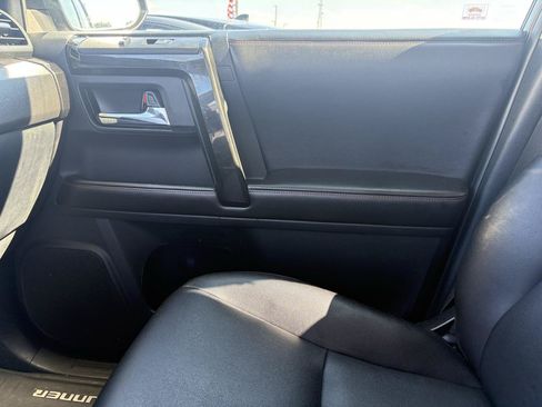 Used 2015 Toyota 4Runner Trail Premium AWD/4WD image 18