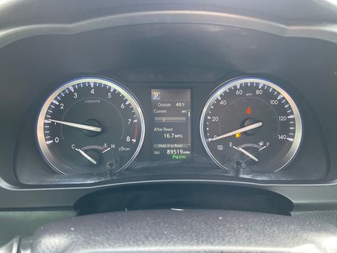 Used 2017 Toyota Highlander Limited Platinum image 31