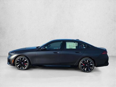 New 2027 BMW 530i w/ M Sport Package RWD image 5