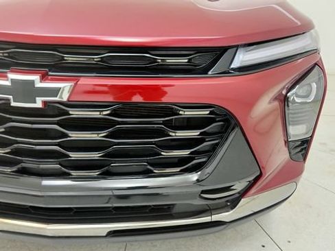 Used 2024 Chevrolet Trax ACTIV w/ Sunroof Package FWD image 25