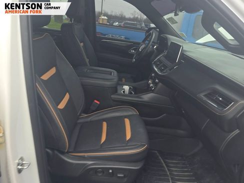 Used 2023 GMC Yukon XL AT4 AWD/4WD image 13
