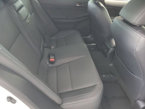 Certified 2025 Lexus IS 300 RWD image 15